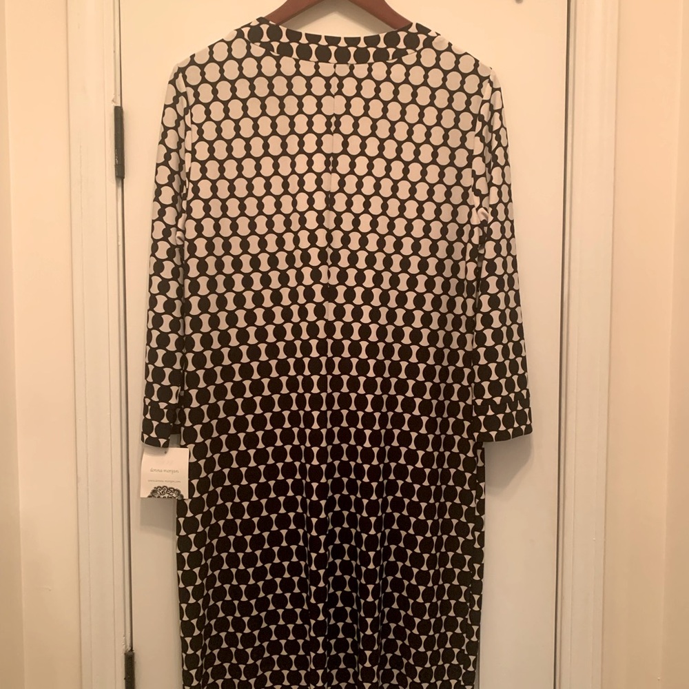 Black and white casual dress, lightweight